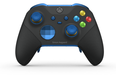 Xbox Elite Wireless Controller Series 2 – Core - Framsida: Carbon Black + gummerat grepp, Styrknapp: Facett, Photon Blue (Metall), Baksida: Shock Blue + gummerat grepp